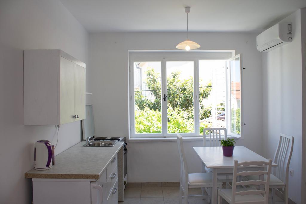 Renata Apartment *